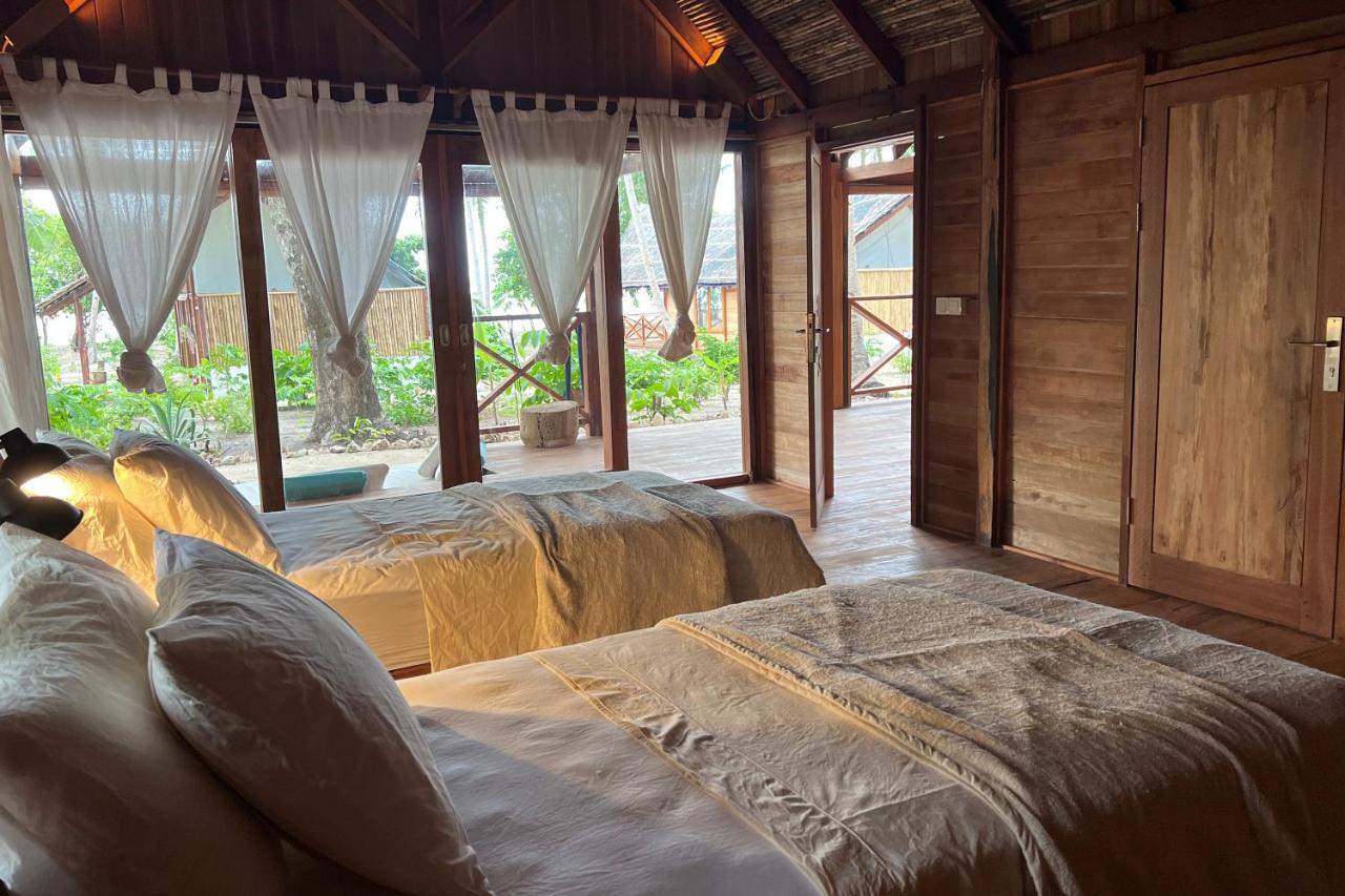 Metita Beach & Dive Resort Daruba Exterior photo